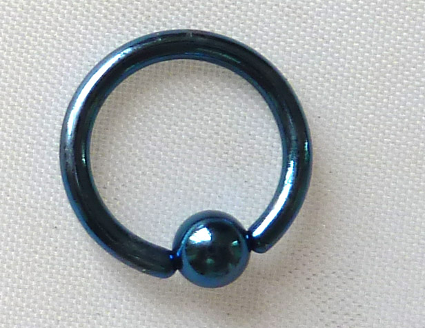 captive ring
