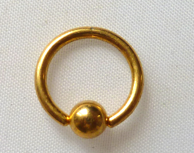 captive ring